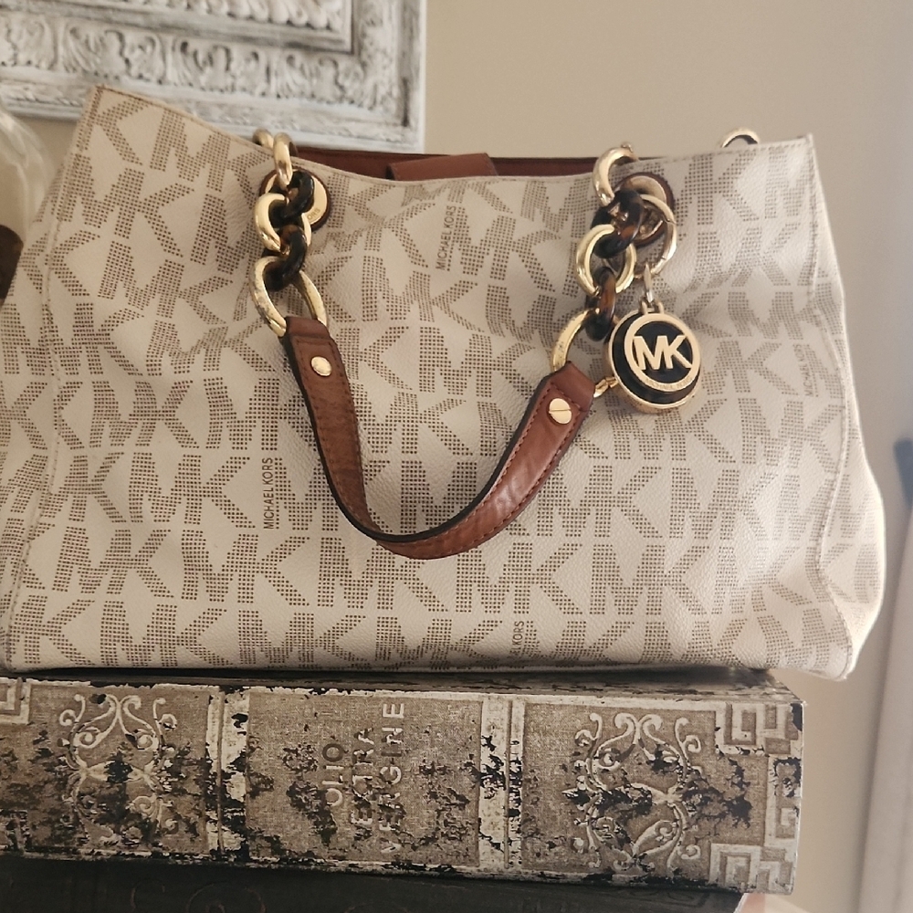 Michael Kors Cream and Brown Monogram Shoulder Bag